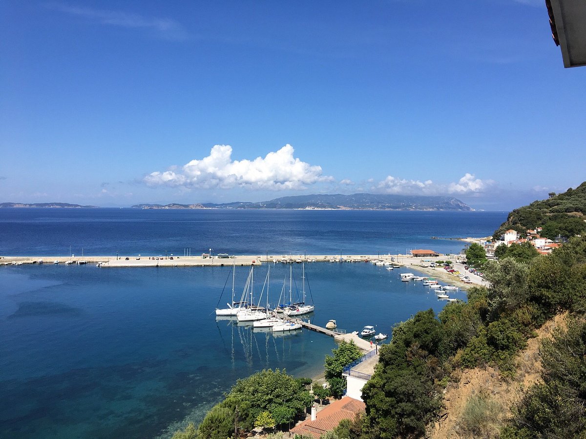 Olea Skopelos Island villas. beach view